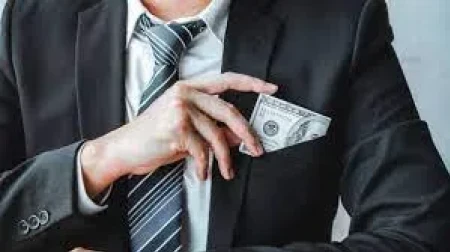 Resources Hub - CEO Fraud: How Scammers Impersonate &amp; How to Prevent?