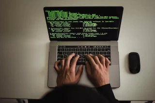 Resources Hub - KeyLogger: How it is used by Hackers to monitor what you type?
